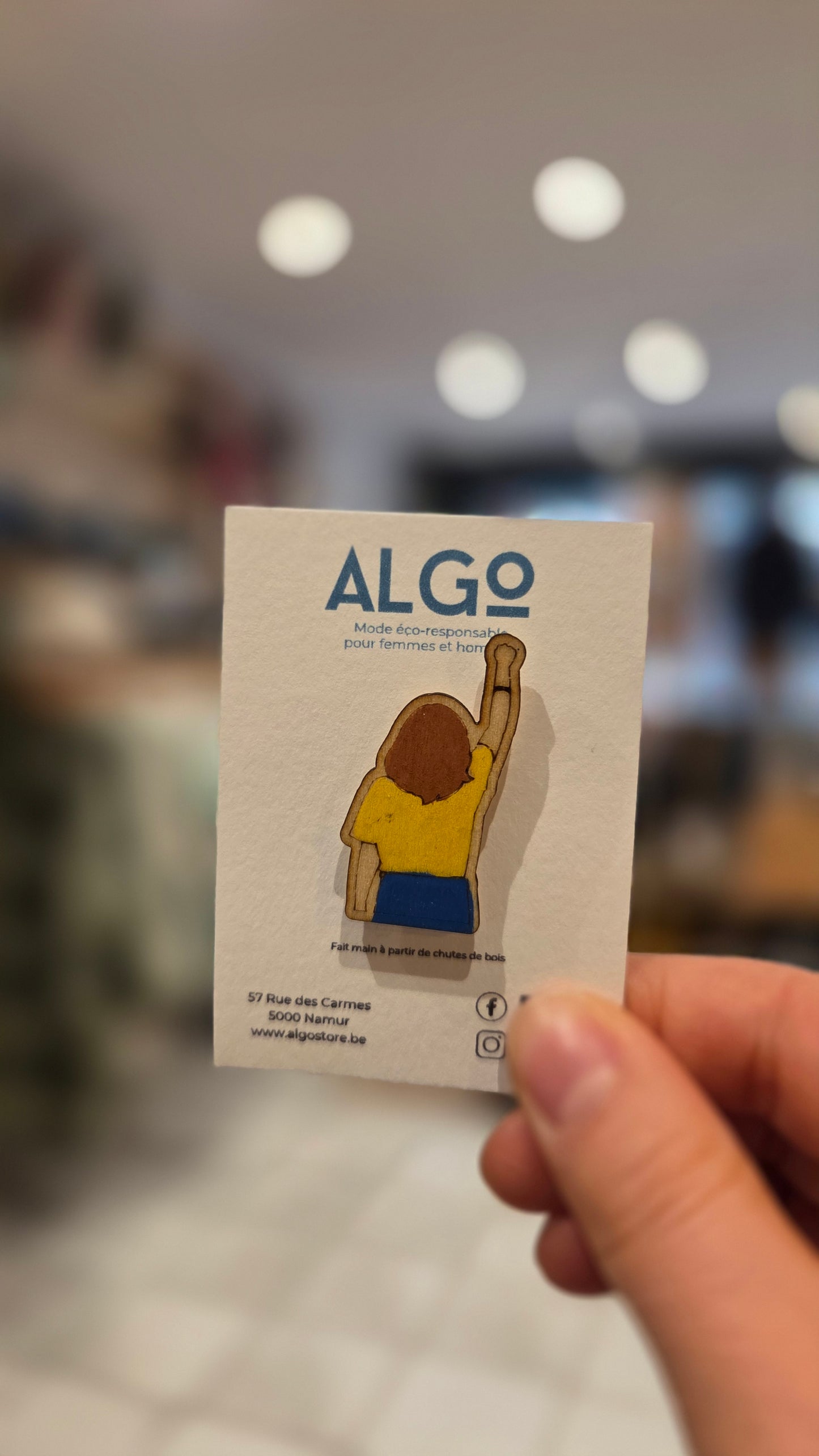 Pin's - Girl power !