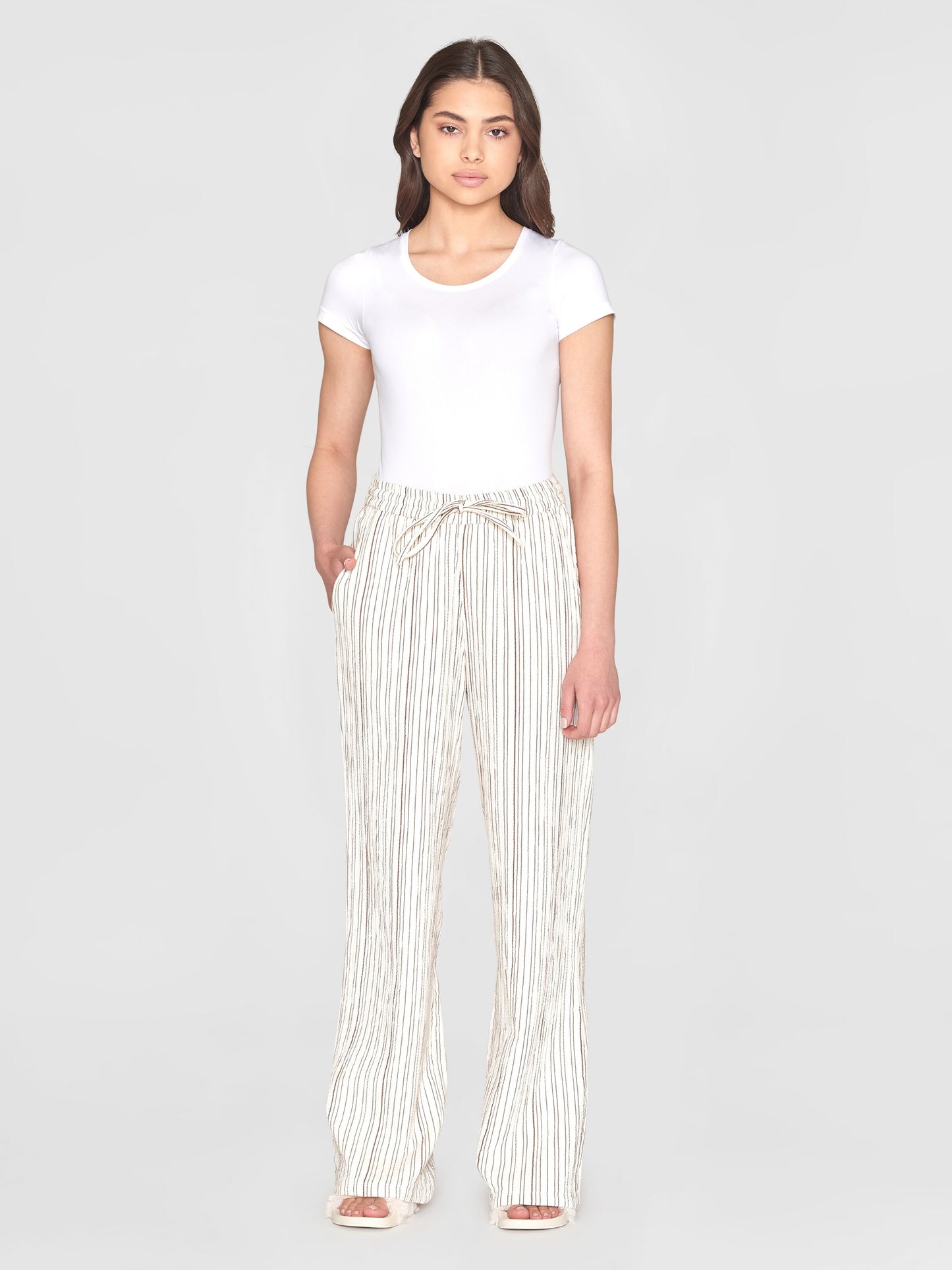Pantalon ample POSEY ligné écru en coton