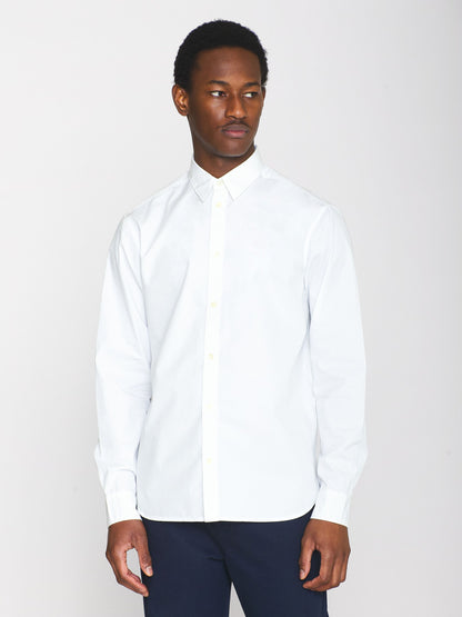 Chemise classique en coton blanc