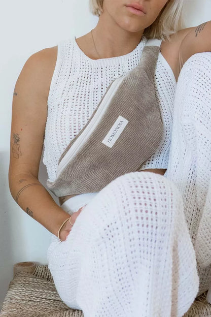 Sac Banane en velours côtelé taupe