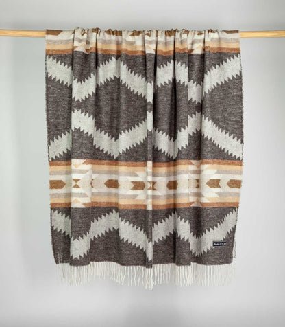Mapu  Brown